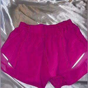 Lululemon Hotty Hot Shorts Size 6